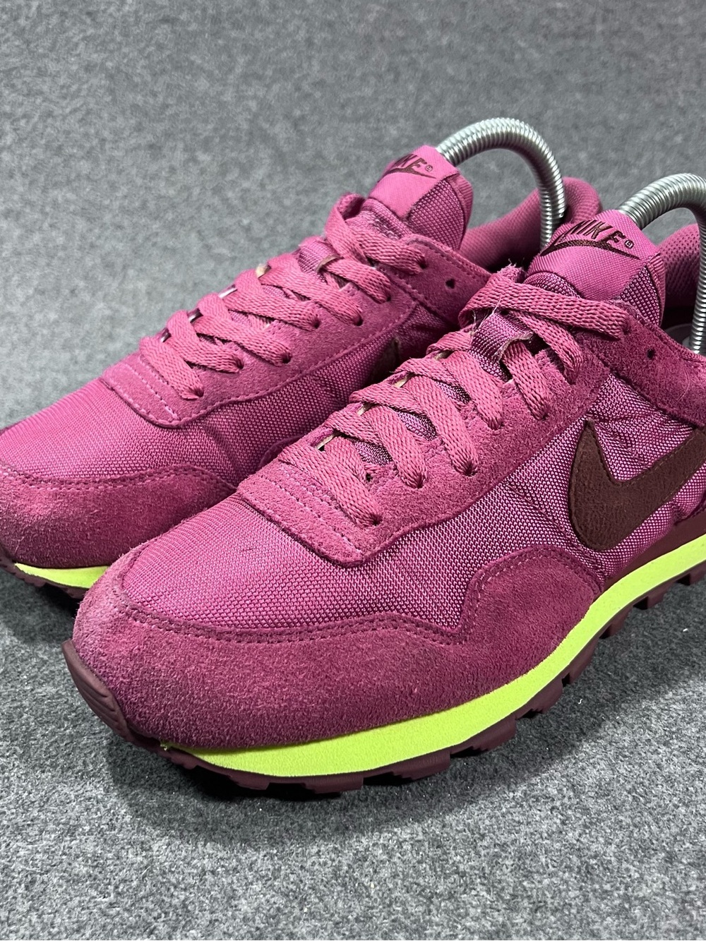 Nike Air Pegasus GX Rouge Red/Volt Running Shoes Womens Size 8 (324853-621)